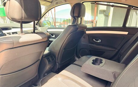Renault Laguna III рестайлинг, 2008 год, 680 000 рублей, 14 фотография