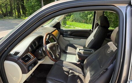 Cadillac Escalade III, 2013 год, 2 100 000 рублей, 7 фотография