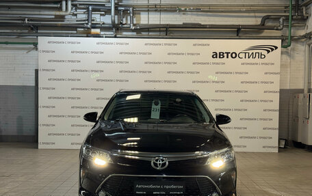 Toyota Camry, 2018 год, 2 199 000 рублей, 2 фотография