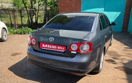 Volkswagen Jetta VI, 2009 год, 850 000 рублей, 2 фотография