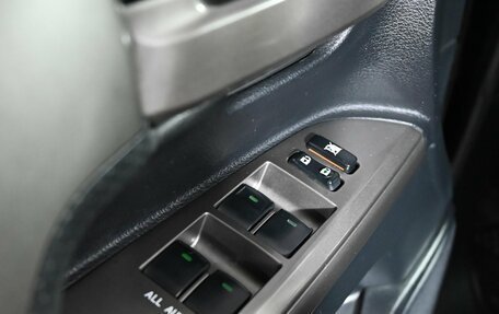 Toyota Land Cruiser 200, 2009 год, 2 900 000 рублей, 17 фотография
