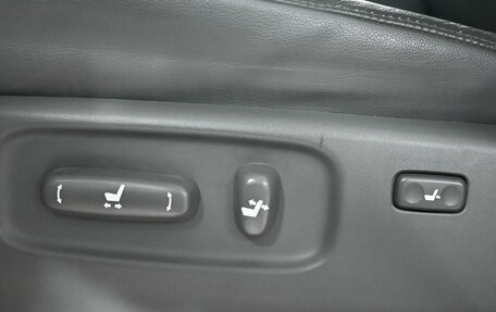 Toyota Land Cruiser 200, 2009 год, 2 900 000 рублей, 18 фотография