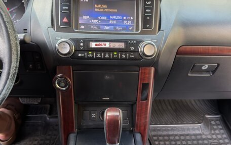 Toyota Land Cruiser Prado 150 рестайлинг 2, 2017 год, 3 500 000 рублей, 15 фотография
