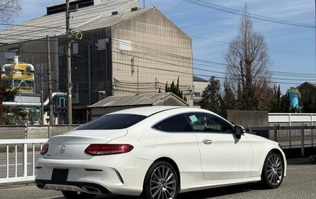 Mercedes-Benz C-Класс, 2017 год, 1 740 000 рублей, 4 фотография