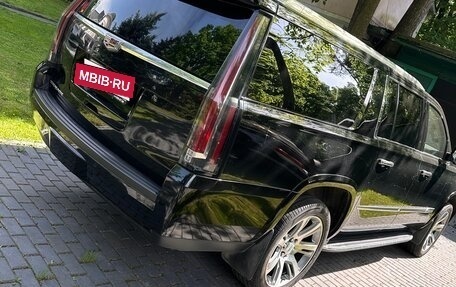 Cadillac Escalade IV, 2015 год, 4 950 000 рублей, 7 фотография