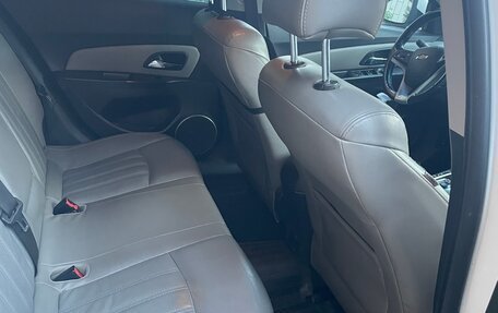 Chevrolet Cruze II, 2013 год, 825 000 рублей, 9 фотография