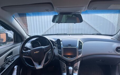 Chevrolet Cruze II, 2013 год, 825 000 рублей, 8 фотография