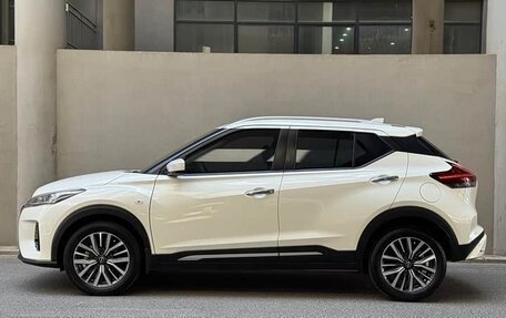 Nissan Kicks I, 2023 год, 1 740 000 рублей, 3 фотография