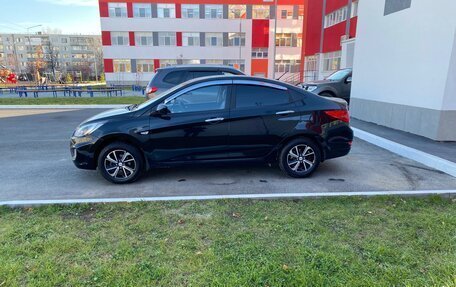 Hyundai Solaris II рестайлинг, 2012 год, 900 000 рублей, 6 фотография