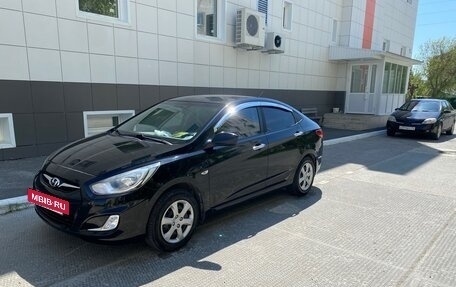 Hyundai Solaris II рестайлинг, 2012 год, 900 000 рублей, 2 фотография