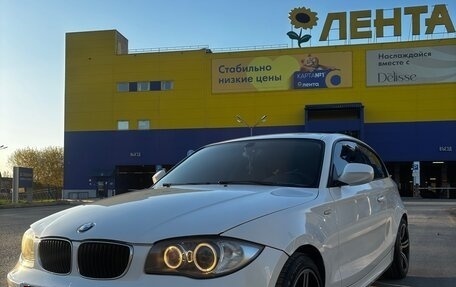 BMW 1 серия, 2010 год, 950 000 рублей, 4 фотография