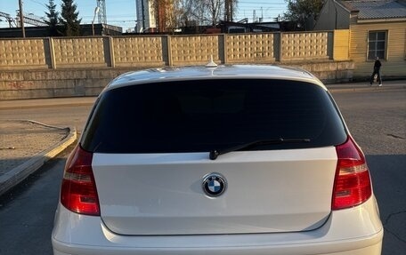 BMW 1 серия, 2010 год, 950 000 рублей, 8 фотография