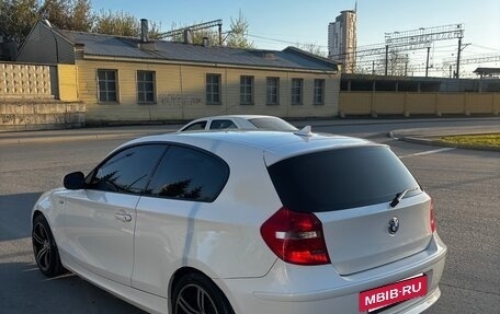 BMW 1 серия, 2010 год, 950 000 рублей, 9 фотография