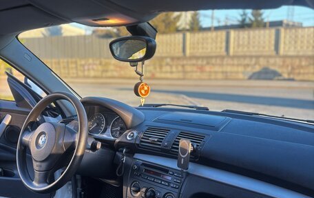 BMW 1 серия, 2010 год, 950 000 рублей, 17 фотография