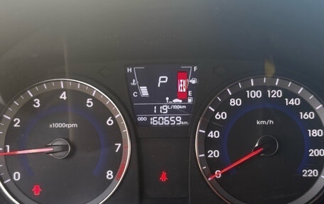 Hyundai Solaris II рестайлинг, 2012 год, 690 000 рублей, 8 фотография