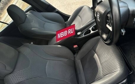 Toyota Prius IV XW50, 2016 год, 1 600 000 рублей, 32 фотография