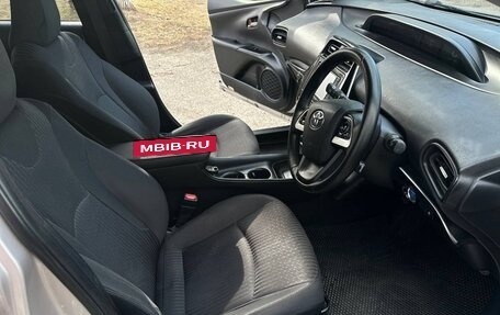 Toyota Prius IV XW50, 2016 год, 1 600 000 рублей, 34 фотография