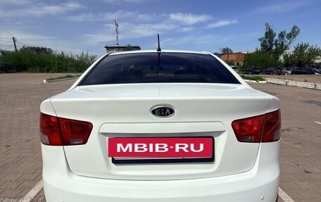 KIA Cerato III, 2010 год, 700 000 рублей, 4 фотография