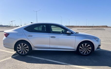Skoda Octavia IV, 2022 год, 2 200 000 рублей, 7 фотография