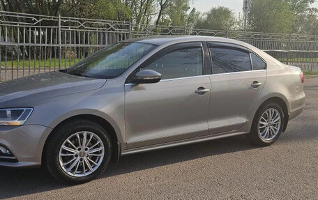Volkswagen Jetta VI, 2016 год, 1 500 000 рублей, 2 фотография