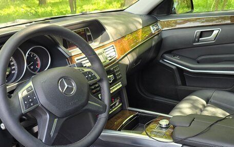 Mercedes-Benz E-Класс, 2014 год, 2 150 000 рублей, 8 фотография