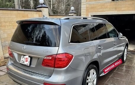 Mercedes-Benz GL-Класс, 2015 год, 2 900 000 рублей, 10 фотография