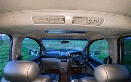Nissan Serena II, 2001 год, 250 000 рублей, 12 фотография