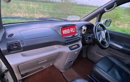 Nissan Serena II, 2001 год, 250 000 рублей, 15 фотография