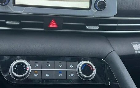 Hyundai Elantra, 2023 год, 1 435 000 рублей, 10 фотография