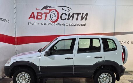 Chevrolet Niva I рестайлинг, 2018 год, 870 000 рублей, 4 фотография
