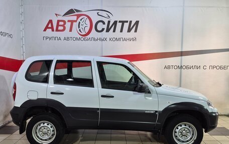 Chevrolet Niva I рестайлинг, 2018 год, 870 000 рублей, 8 фотография