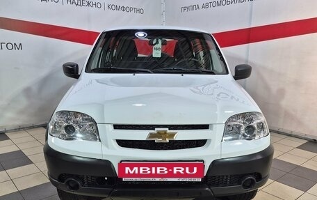 Chevrolet Niva I рестайлинг, 2018 год, 870 000 рублей, 2 фотография