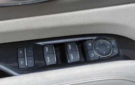 Cadillac Escalade V, 2021 год, 9 700 000 рублей, 8 фотография
