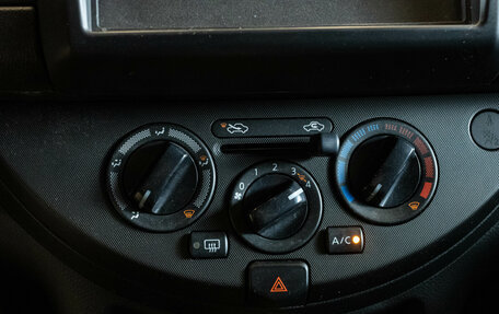 Nissan Note II рестайлинг, 2013 год, 739 000 рублей, 15 фотография