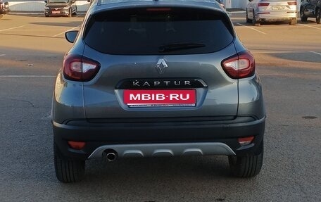 Renault Kaptur I рестайлинг, 2021 год, 1 650 000 рублей, 2 фотография