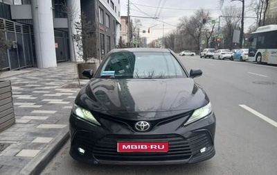 Toyota Camry, 2021 год, 2 600 000 рублей, 1 фотография
