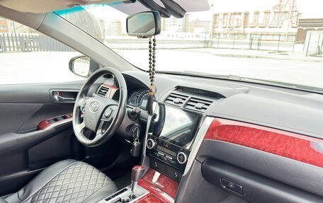Toyota Camry, 2014 год, 2 045 000 рублей, 12 фотография