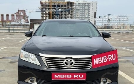 Toyota Camry, 2014 год, 2 045 000 рублей, 2 фотография