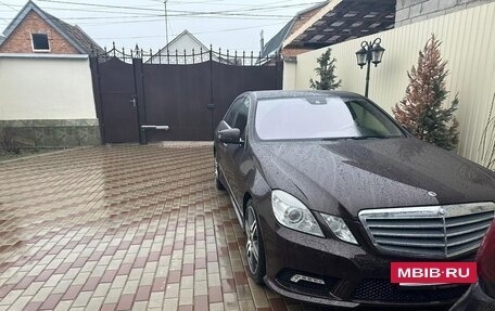 Mercedes-Benz E-Класс, 2011 год, 2 350 000 рублей, 4 фотография