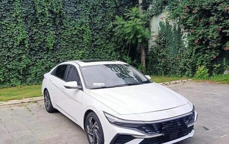 Hyundai Elantra, 2023 год, 1 805 000 рублей, 3 фотография
