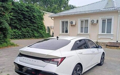Hyundai Elantra, 2023 год, 1 805 000 рублей, 4 фотография