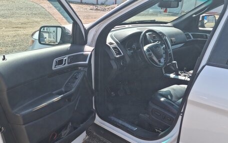 Ford Explorer VI, 2012 год, 1 250 000 рублей, 10 фотография