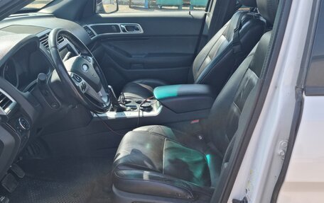 Ford Explorer VI, 2012 год, 1 250 000 рублей, 11 фотография