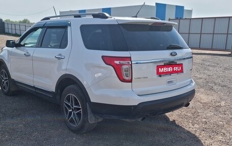 Ford Explorer VI, 2012 год, 1 250 000 рублей, 3 фотография