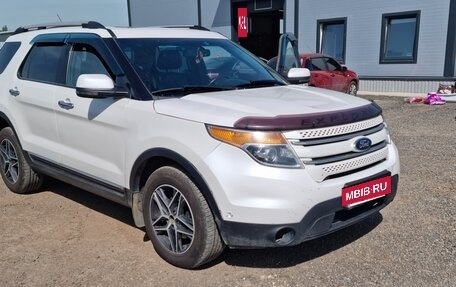 Ford Explorer VI, 2012 год, 1 250 000 рублей, 7 фотография