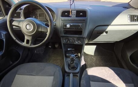 Volkswagen Polo VI (EU Market), 2014 год, 640 000 рублей, 3 фотография