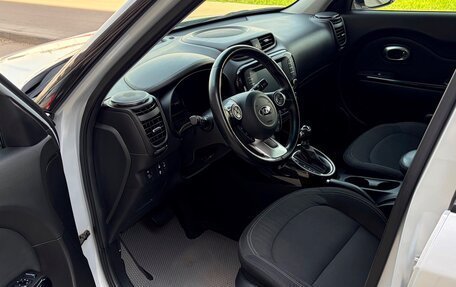 KIA Soul II рестайлинг, 2018 год, 1 690 000 рублей, 6 фотография