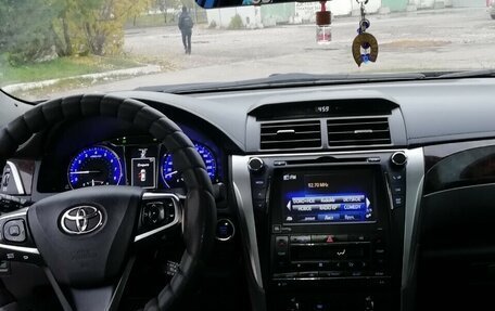 Toyota Camry, 2015 год, 2 050 000 рублей, 7 фотография