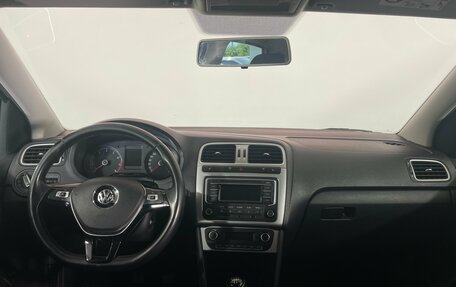 Volkswagen Polo VI (EU Market), 2015 год, 1 095 000 рублей, 10 фотография