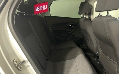 Volkswagen Polo VI (EU Market), 2015 год, 1 095 000 рублей, 23 фотография